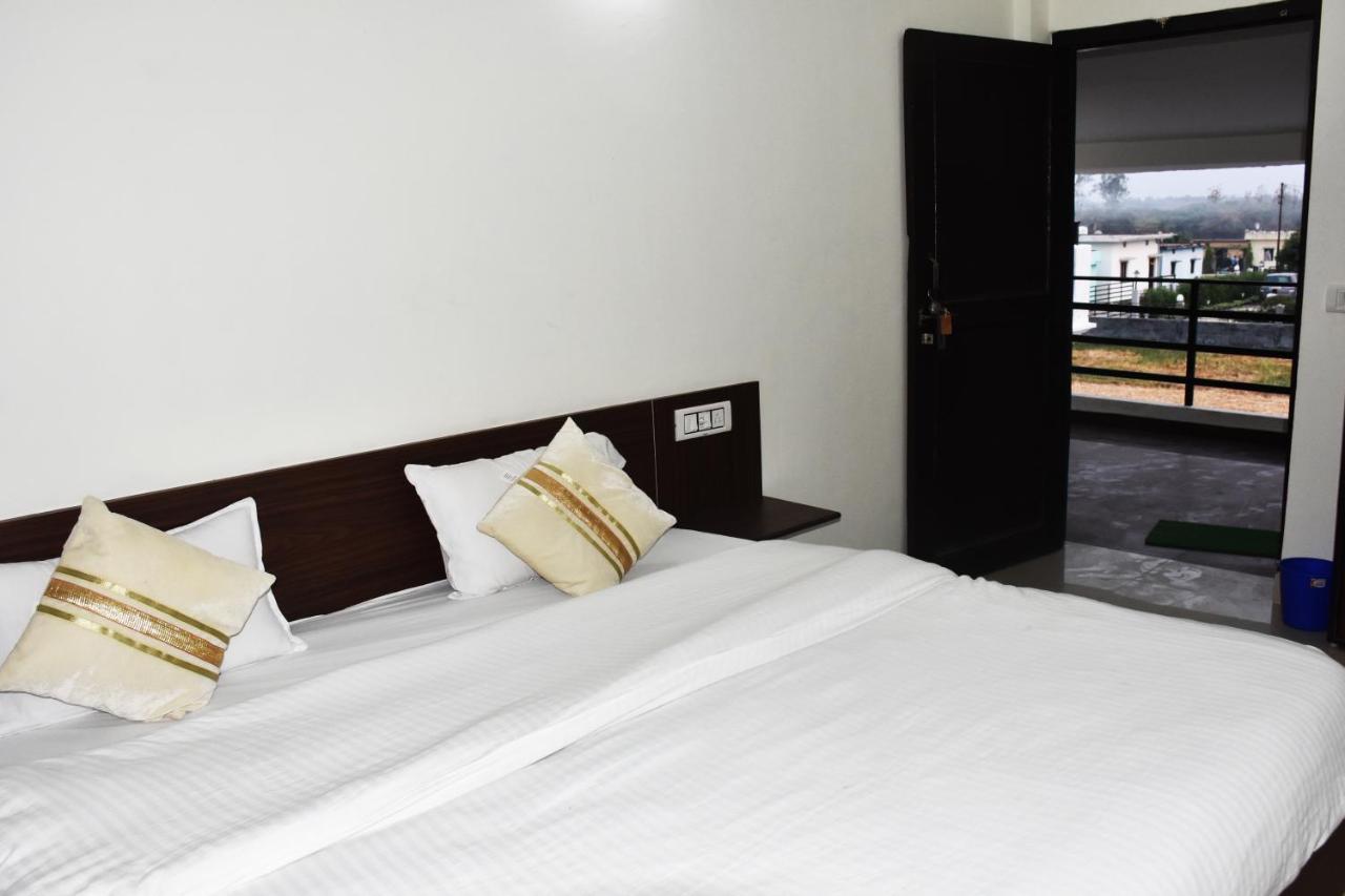 Corbett Bhavesh Home Stay Jhirna 외부 사진