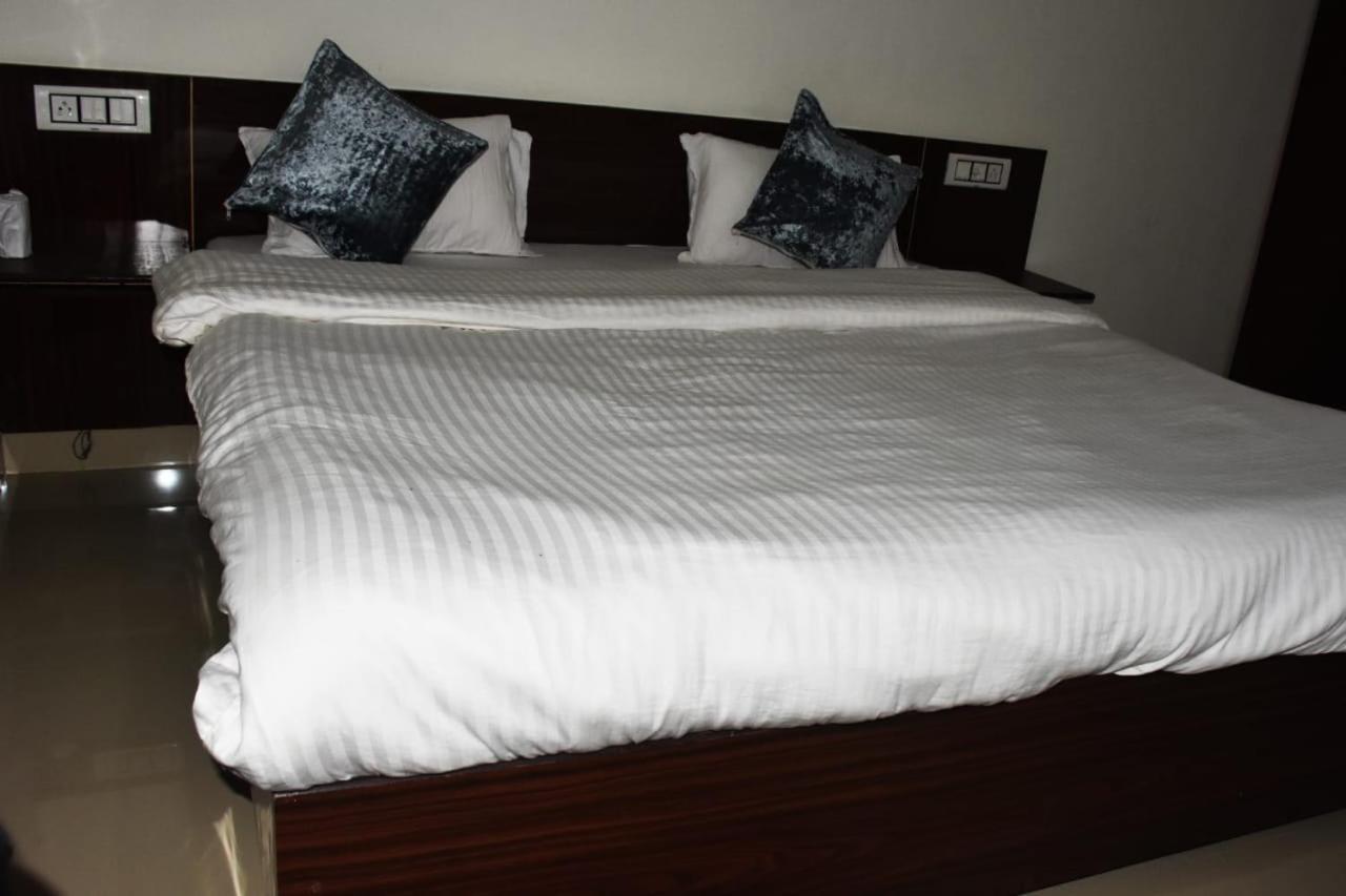 Corbett Bhavesh Home Stay Jhirna 외부 사진