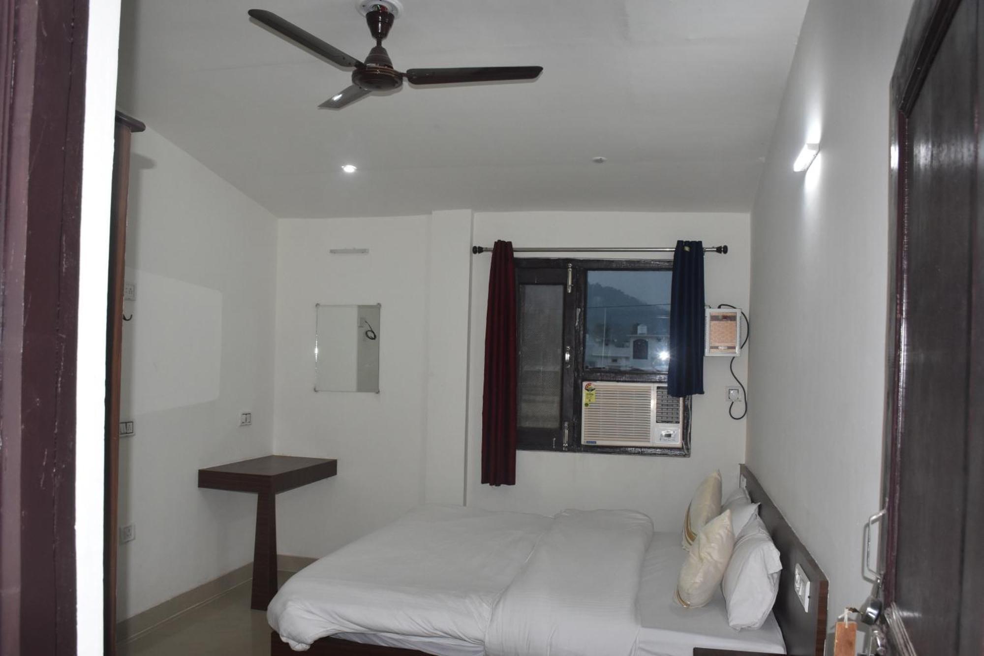 Corbett Bhavesh Home Stay Jhirna 객실 사진
